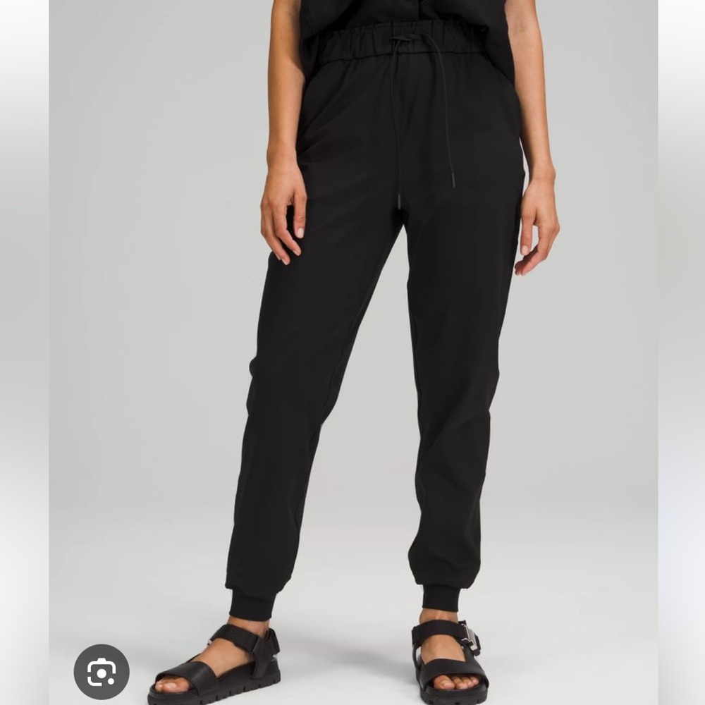 Lululemon Stretch High Rise Jogger